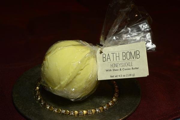 Bath Bomb Fizzies w Shea Butter and Essential Oils - BIG